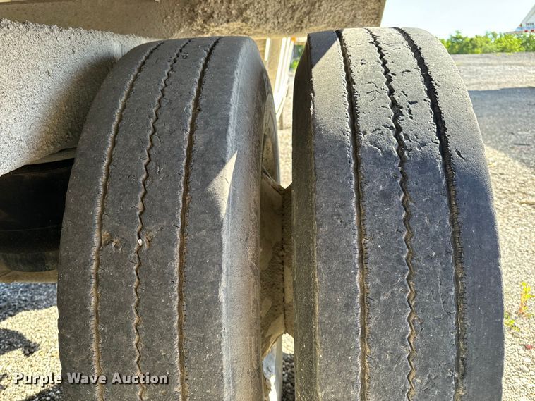 image for item DL4425 2019 Armor Lite SBD-40 bottom dump trailer