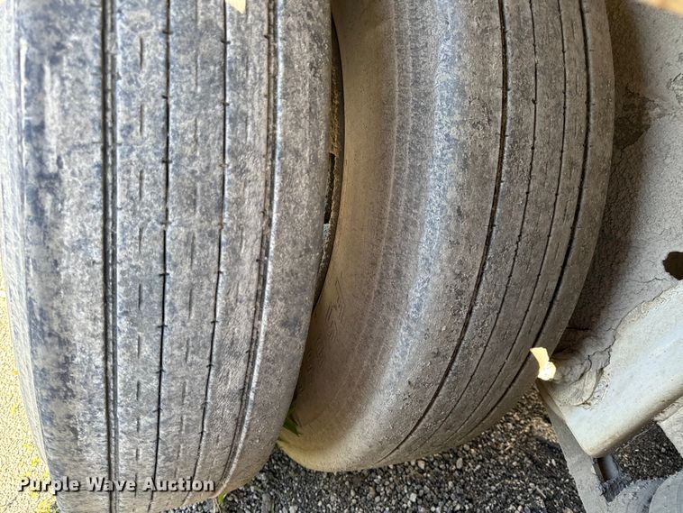 image for item DL4425 2019 Armor Lite SBD-40 bottom dump trailer