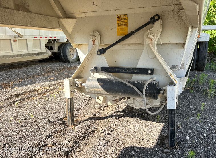 image for item DL4426 2019 Armor Lite SBD-40 bottom dump trailer