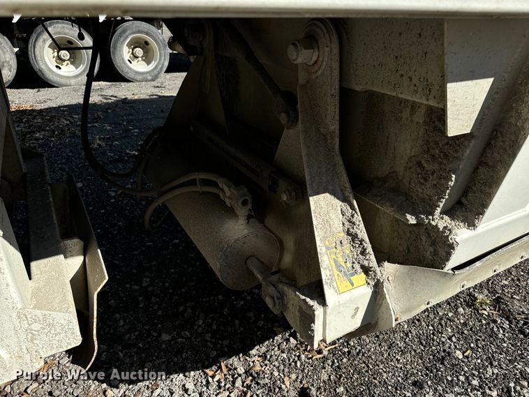 image for item DL4426 2019 Armor Lite SBD-40 bottom dump trailer