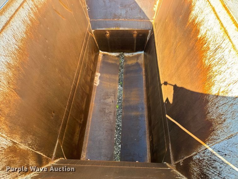 image for item DL4426 2019 Armor Lite SBD-40 bottom dump trailer