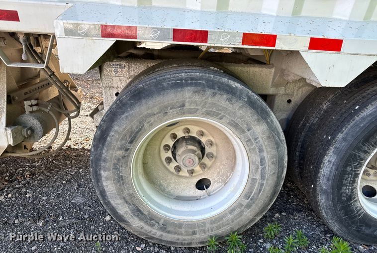 image for item DL4426 2019 Armor Lite SBD-40 bottom dump trailer