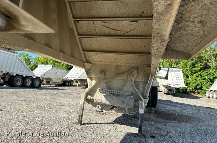 image for item DL4427 2019 Armor Lite SBD-40 bottom dump trailer