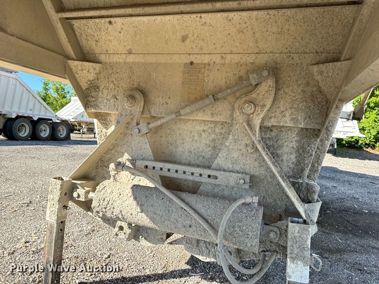 image for item DL4427 2019 Armor Lite SBD-40 bottom dump trailer