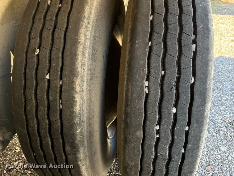 image for item DL4427 2019 Armor Lite SBD-40 bottom dump trailer