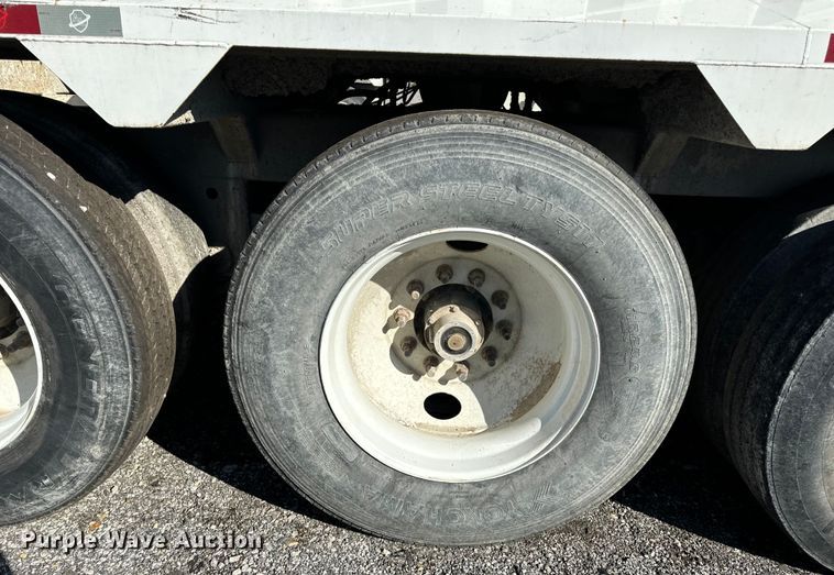 image for item DL4427 2019 Armor Lite SBD-40 bottom dump trailer