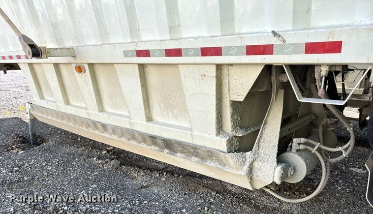 image for item DL4428 2019 Armor Lite SBD-40 bottom dump trailer