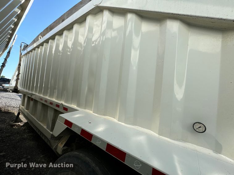 image for item DL4429 2019 Armor Lite SBD-40 bottom dump trailer