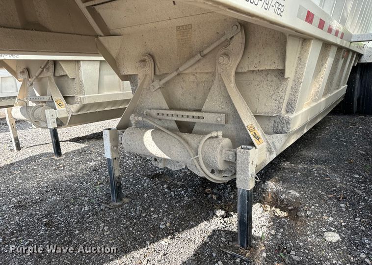 image for item DL4429 2019 Armor Lite SBD-40 bottom dump trailer