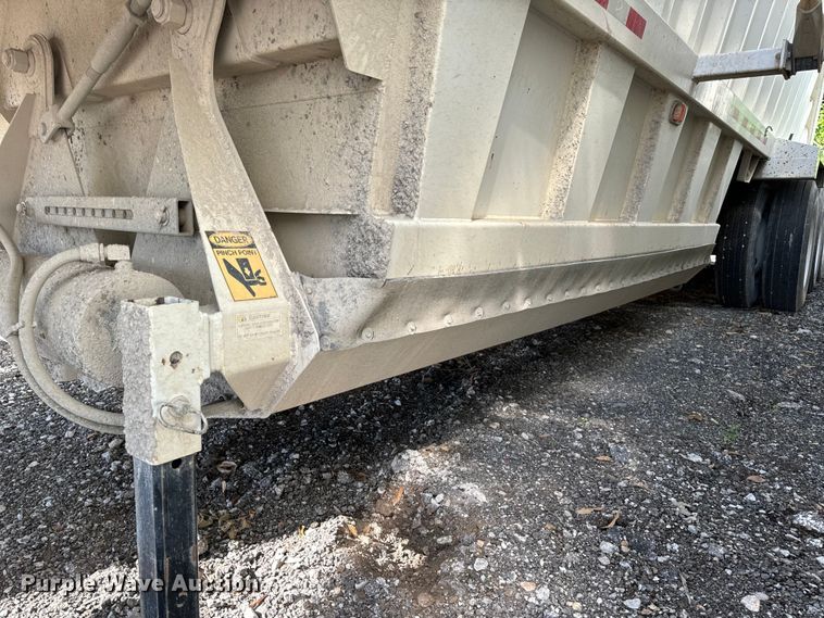 image for item DL4429 2019 Armor Lite SBD-40 bottom dump trailer