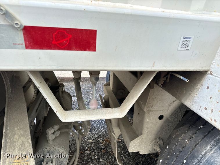 image for item DL4429 2019 Armor Lite SBD-40 bottom dump trailer