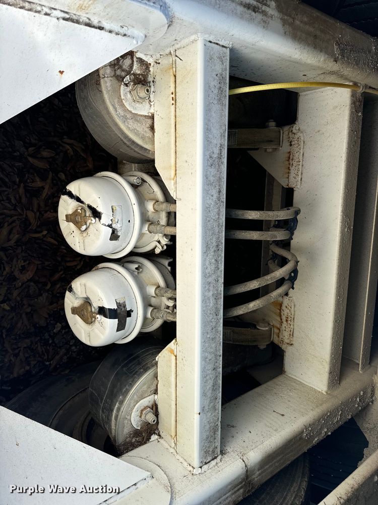 image for item DL4429 2019 Armor Lite SBD-40 bottom dump trailer