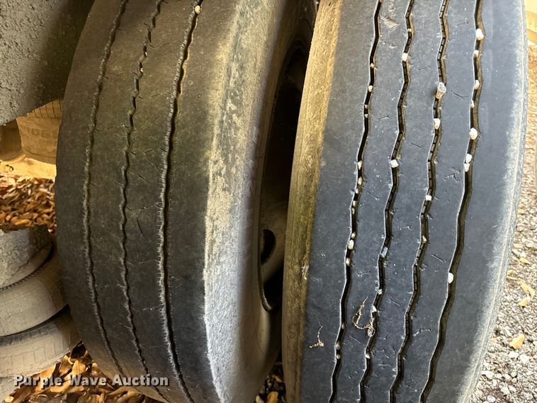 image for item DL4429 2019 Armor Lite SBD-40 bottom dump trailer