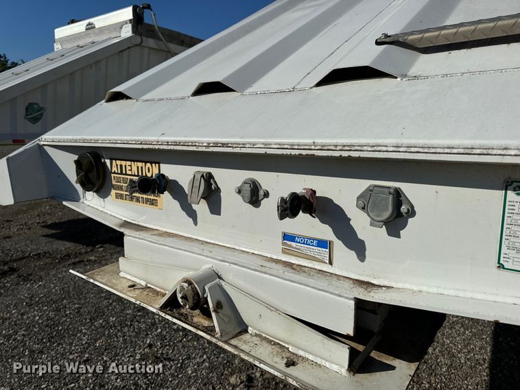 image for item DL4430 2019 Armor Lite SBD-40 bottom dump trailer