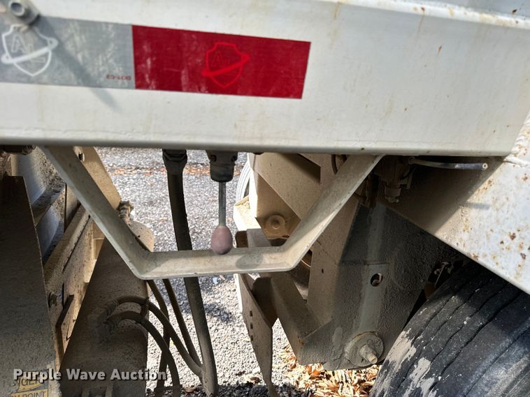 image for item DL4430 2019 Armor Lite SBD-40 bottom dump trailer