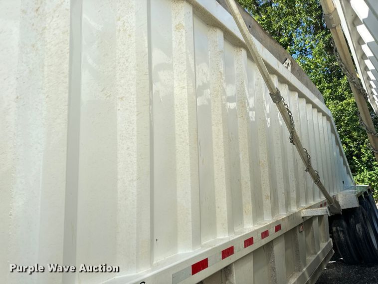image for item DL4430 2019 Armor Lite SBD-40 bottom dump trailer
