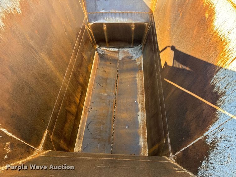 image for item DL4430 2019 Armor Lite SBD-40 bottom dump trailer