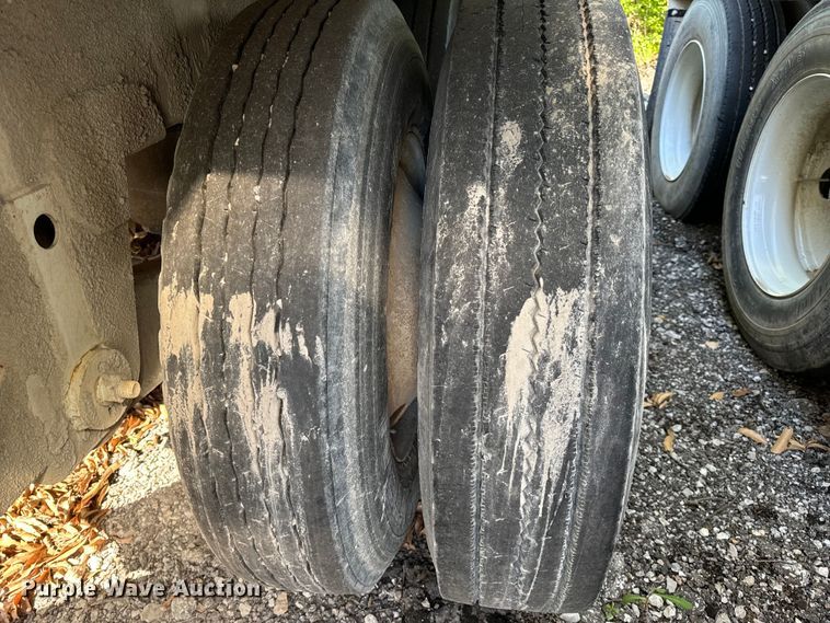 image for item DL4430 2019 Armor Lite SBD-40 bottom dump trailer