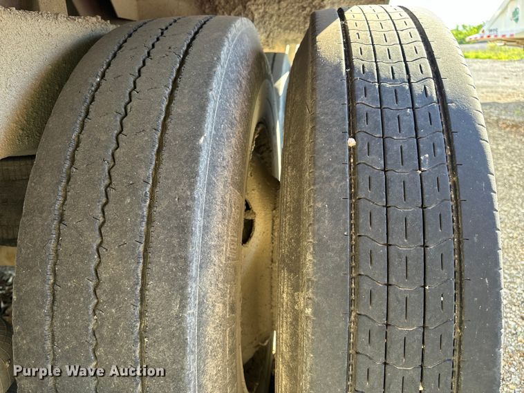 image for item DL4430 2019 Armor Lite SBD-40 bottom dump trailer