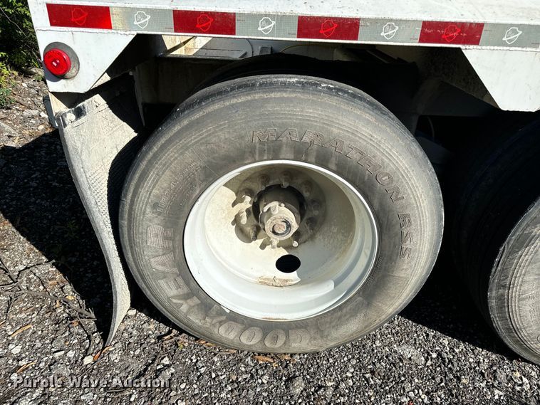 image for item DL4430 2019 Armor Lite SBD-40 bottom dump trailer