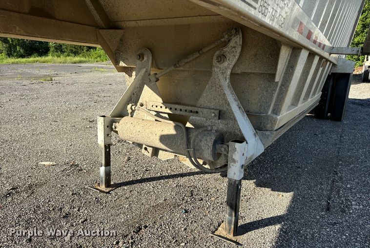 image for item DL4431 2019 Armor Lite SBD-40 bottom dump trailer