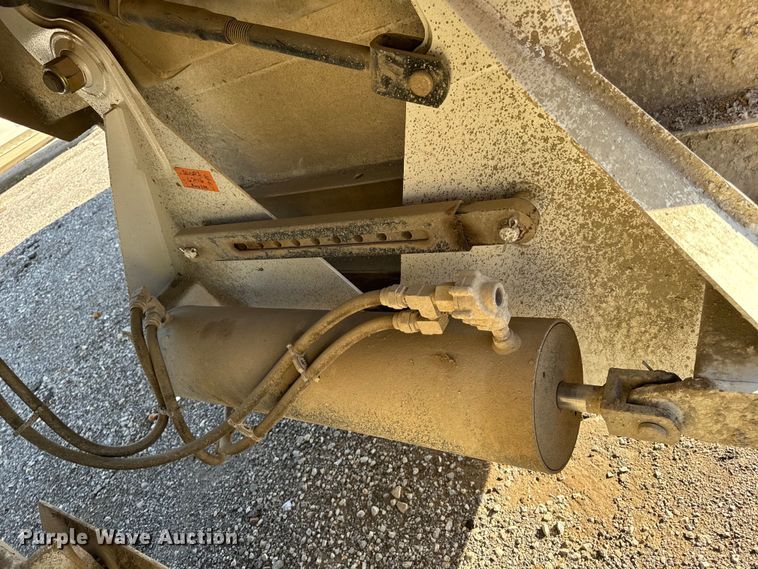 image for item DL4431 2019 Armor Lite SBD-40 bottom dump trailer