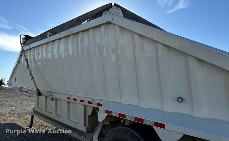 image for item DL4431 2019 Armor Lite SBD-40 bottom dump trailer