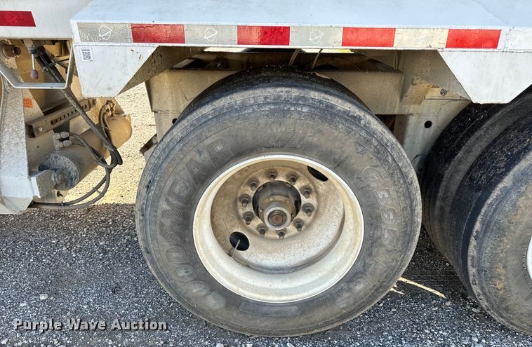 image for item DL4431 2019 Armor Lite SBD-40 bottom dump trailer