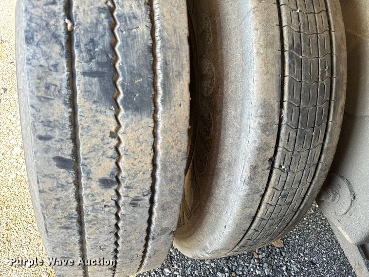 image for item DL4431 2019 Armor Lite SBD-40 bottom dump trailer