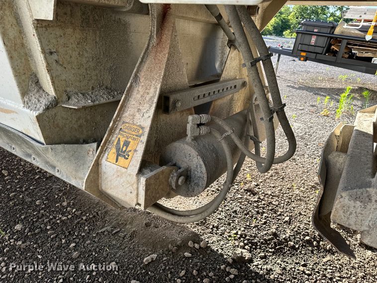image for item DL4432 2019 Armor Lite SBD-40 bottom dump trailer