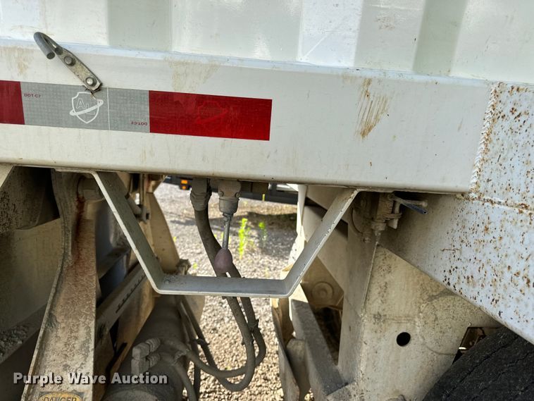 image for item DL4432 2019 Armor Lite SBD-40 bottom dump trailer