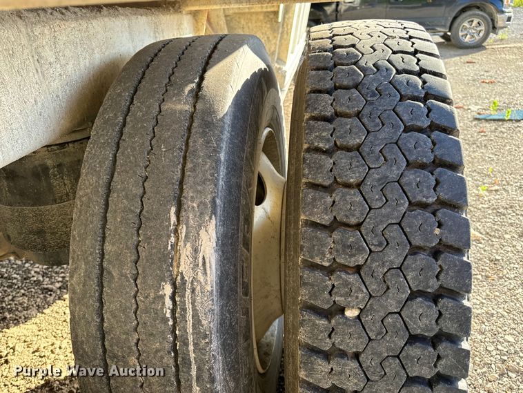 image for item DL4432 2019 Armor Lite SBD-40 bottom dump trailer