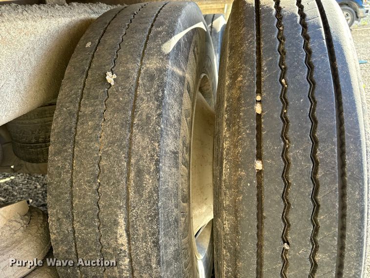 image for item DL4432 2019 Armor Lite SBD-40 bottom dump trailer