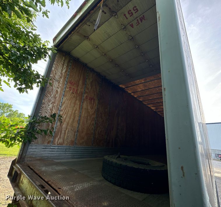 image for item DL4463 2005 Wabash DVLHHSA dry van trailer