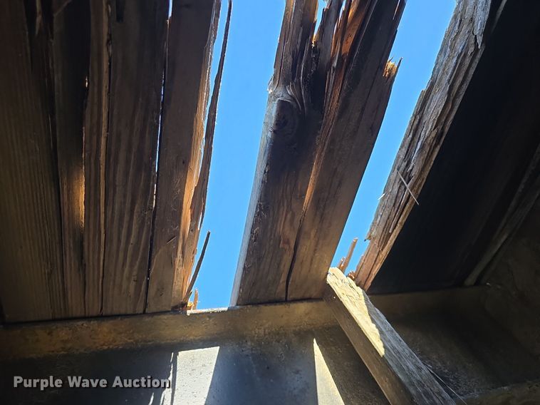 image for item DM1724 1974 Sloan lowboy equipment trailer