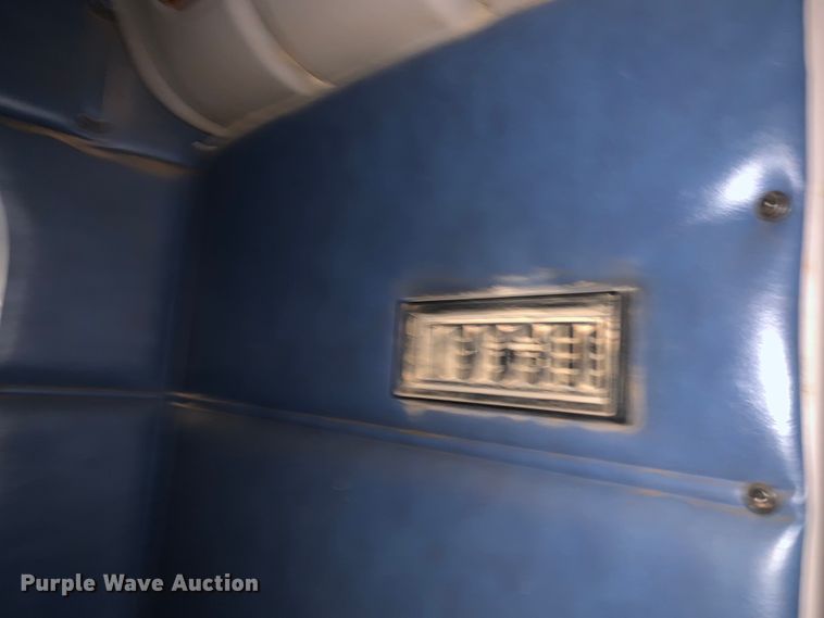 image for item DM7888 2004 Peterbilt 379 semi truck