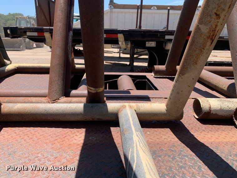 image for item DM7889 2007 Neville Built drop deck trailer