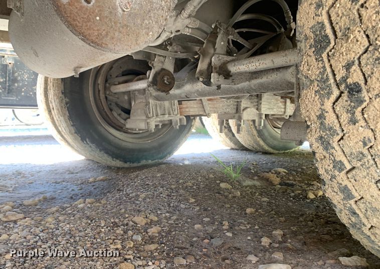 image for item DM7889 2007 Neville Built drop deck trailer