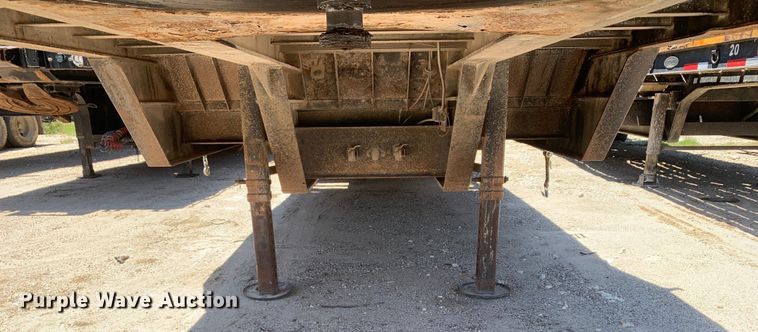 image for item DM7889 2007 Neville Built drop deck trailer