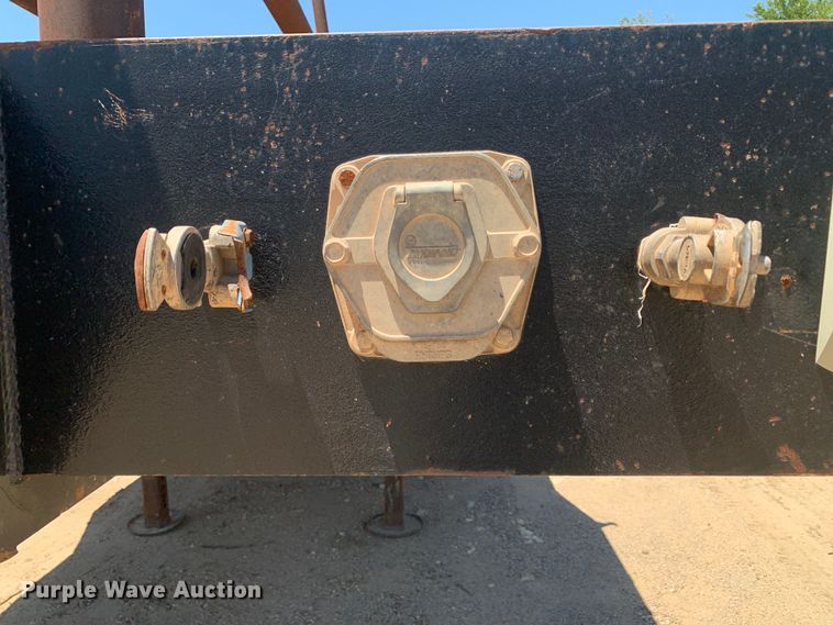 image for item DM7889 2007 Neville Built drop deck trailer