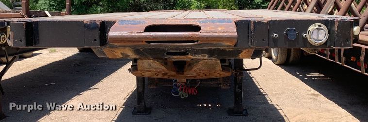 image for item DM7890 2004 Great Dane drop deck trailer