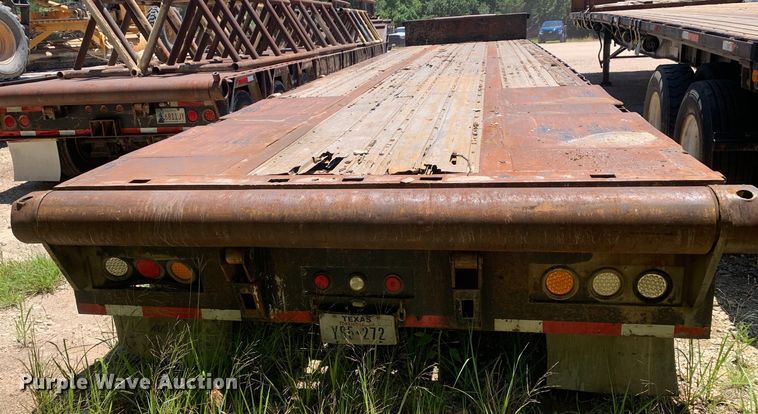 image for item DM7890 2004 Great Dane drop deck trailer