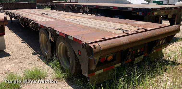 image for item DM7890 2004 Great Dane drop deck trailer