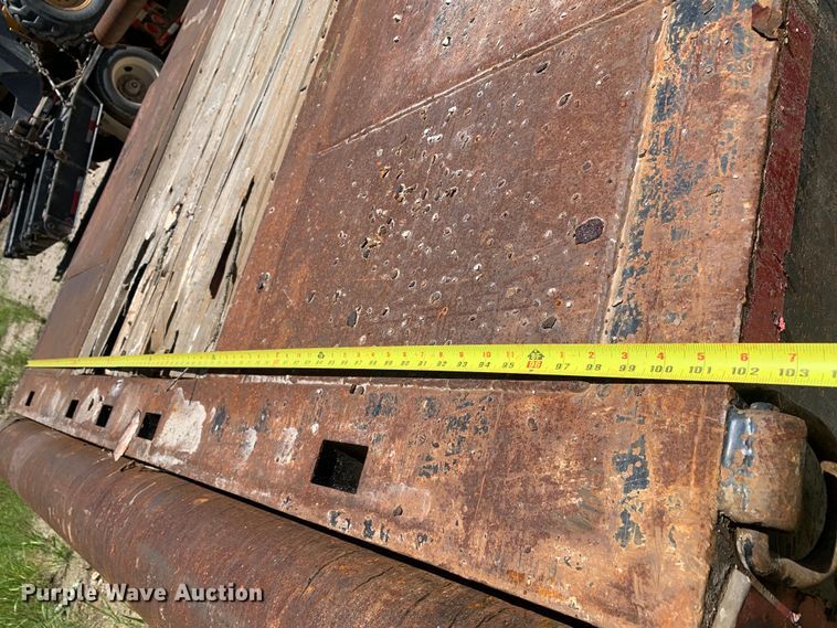 image for item DM7890 2004 Great Dane drop deck trailer