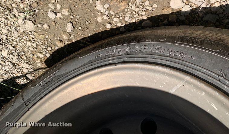 image for item DM7890 2004 Great Dane drop deck trailer