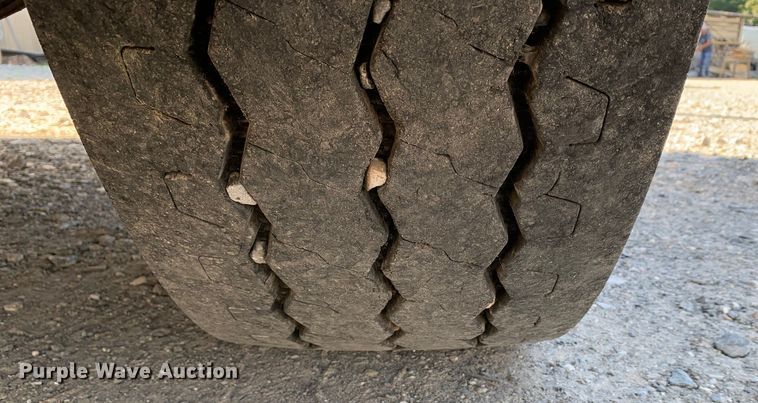 image for item DM7910 2015 Crane Carrier Low Entry refuse truck