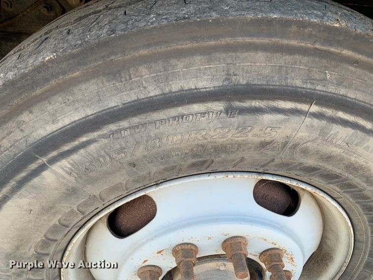 image for item DM7910 2015 Crane Carrier Low Entry refuse truck