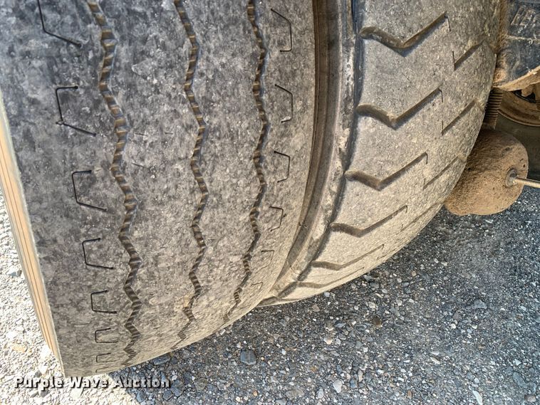 image for item DM7910 2015 Crane Carrier Low Entry refuse truck