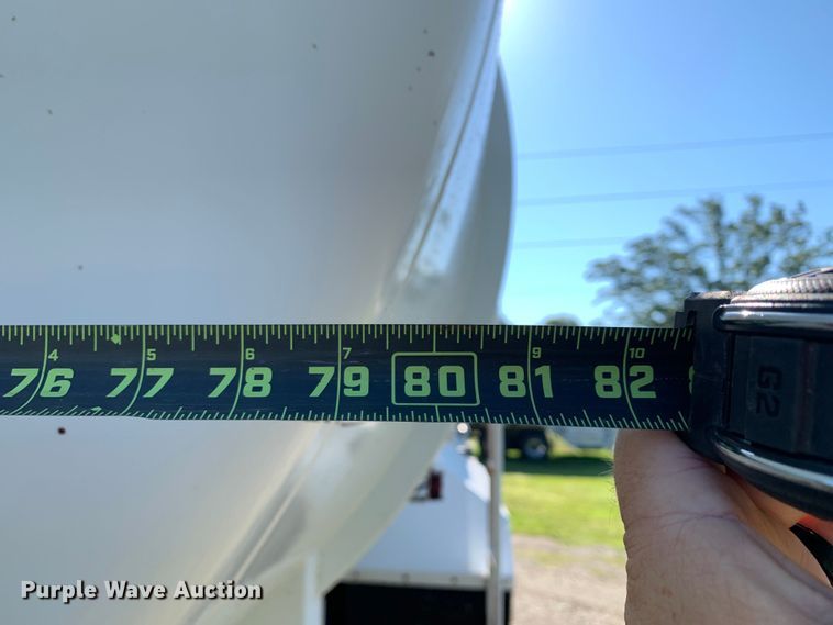 image for item DM7911 1999 Sterling L8513 refuse truck