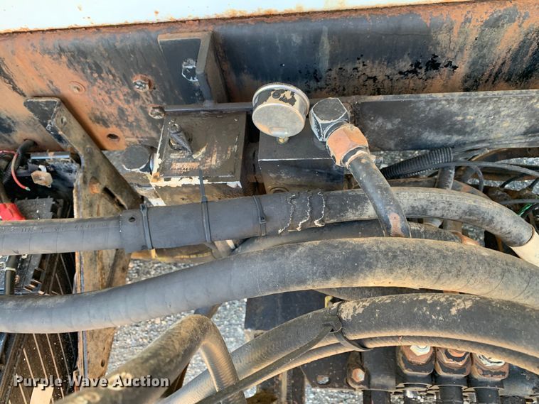 image for item DM7911 1999 Sterling L8513 refuse truck